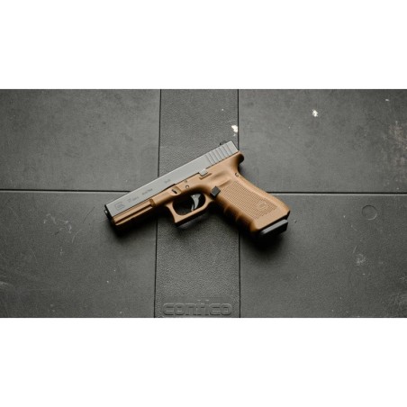 Pištola Glock 17 Gen.4, 9x19 FDE (flat dark earth)
